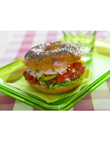 Bagel au confit de porc basque