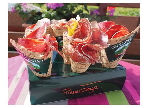 Carré On Egin de jambons et saucissons