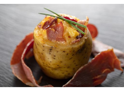 Jambon poêlé et pomme de terre farcie