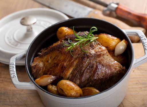 Rôti d’échine de Kintoa AOP en cocotte 