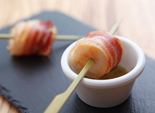 Noix de St Jacques bardées de ventrèche