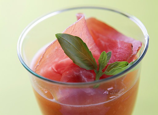 Smoothie de melon et sa chiffonnade de jambon